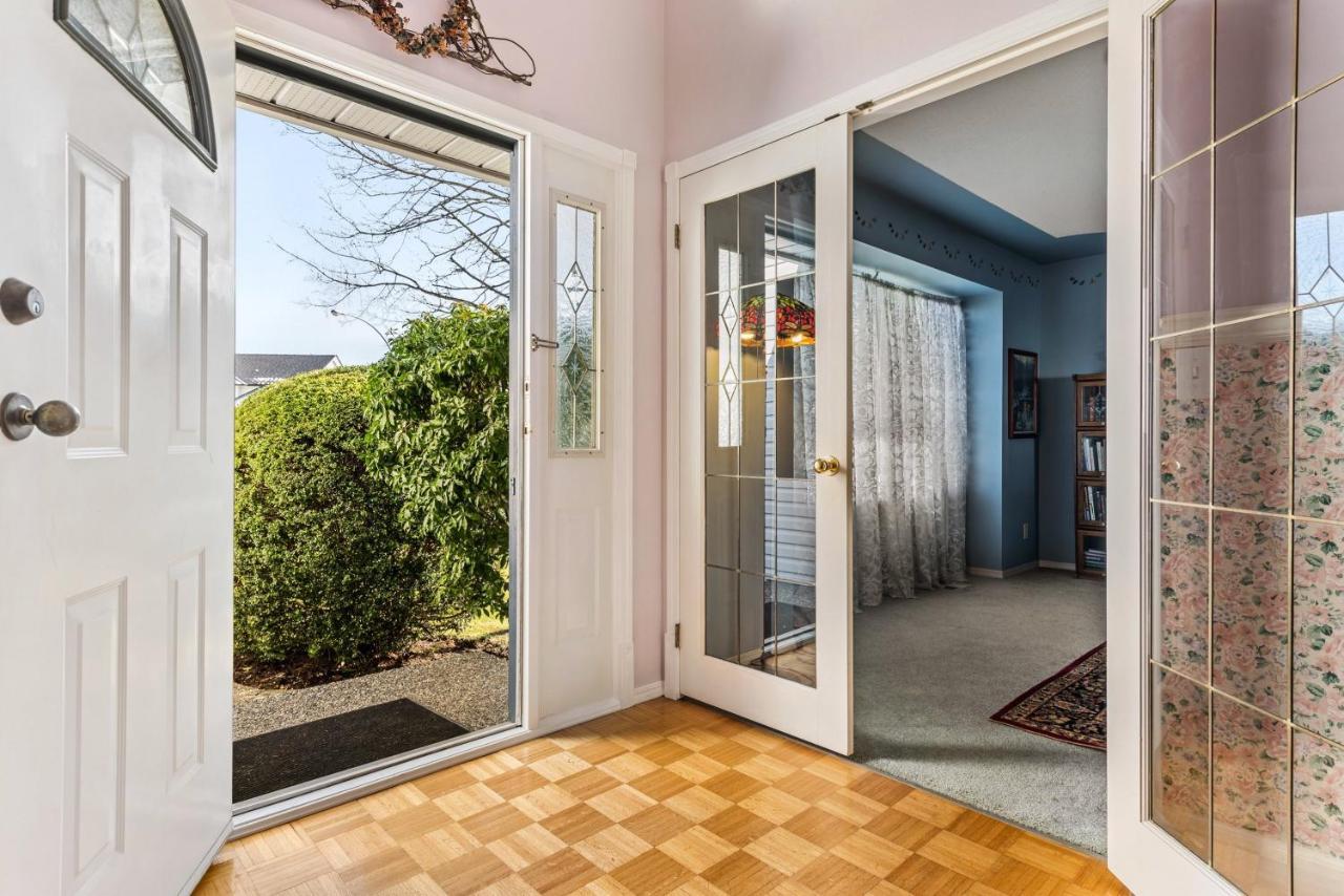 B&B In Fraser Valley Άμποτσφορντ Εξωτερικό φωτογραφία