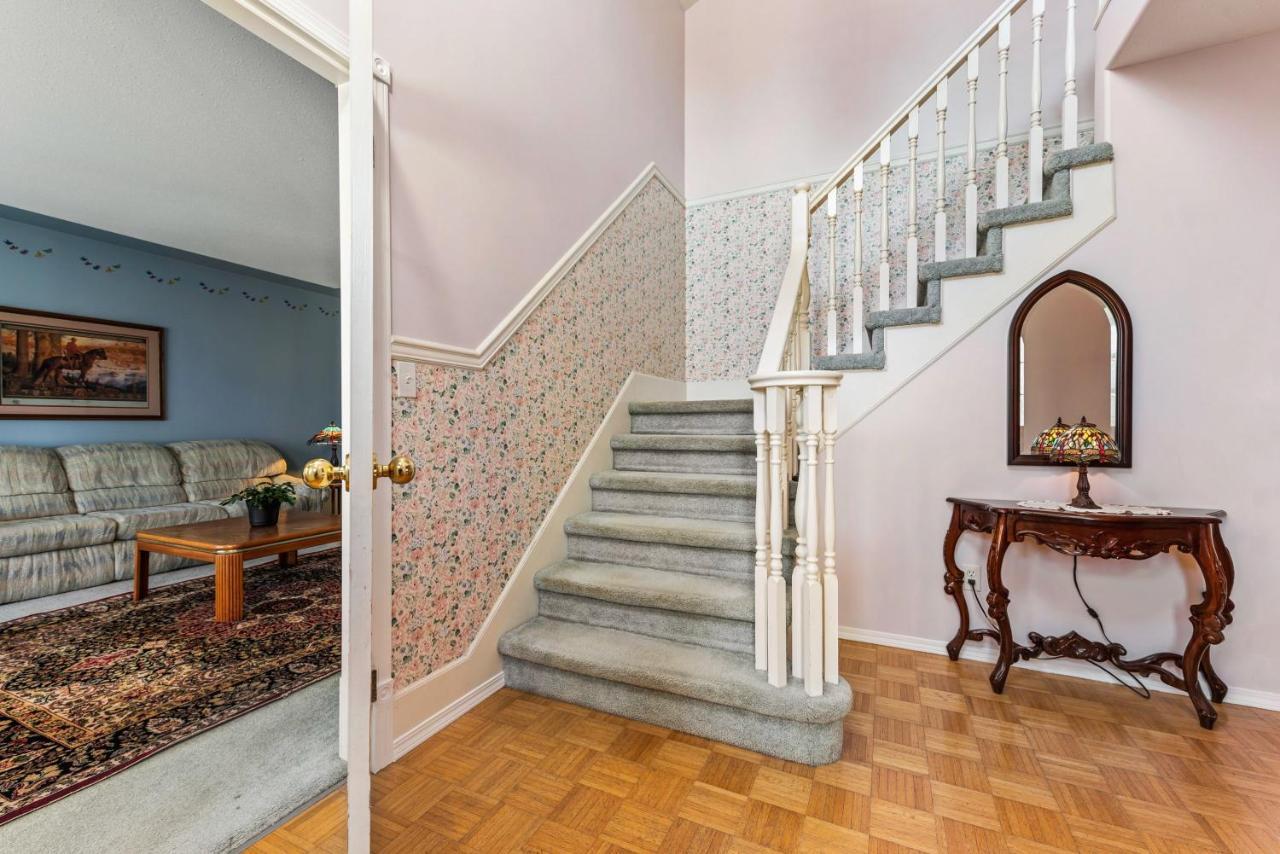 B&B In Fraser Valley Άμποτσφορντ Εξωτερικό φωτογραφία